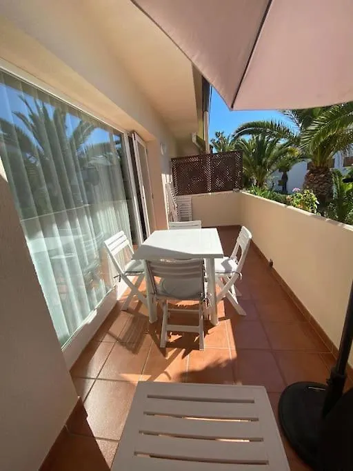 Lovely Apartment Next To The Beach La Pineda